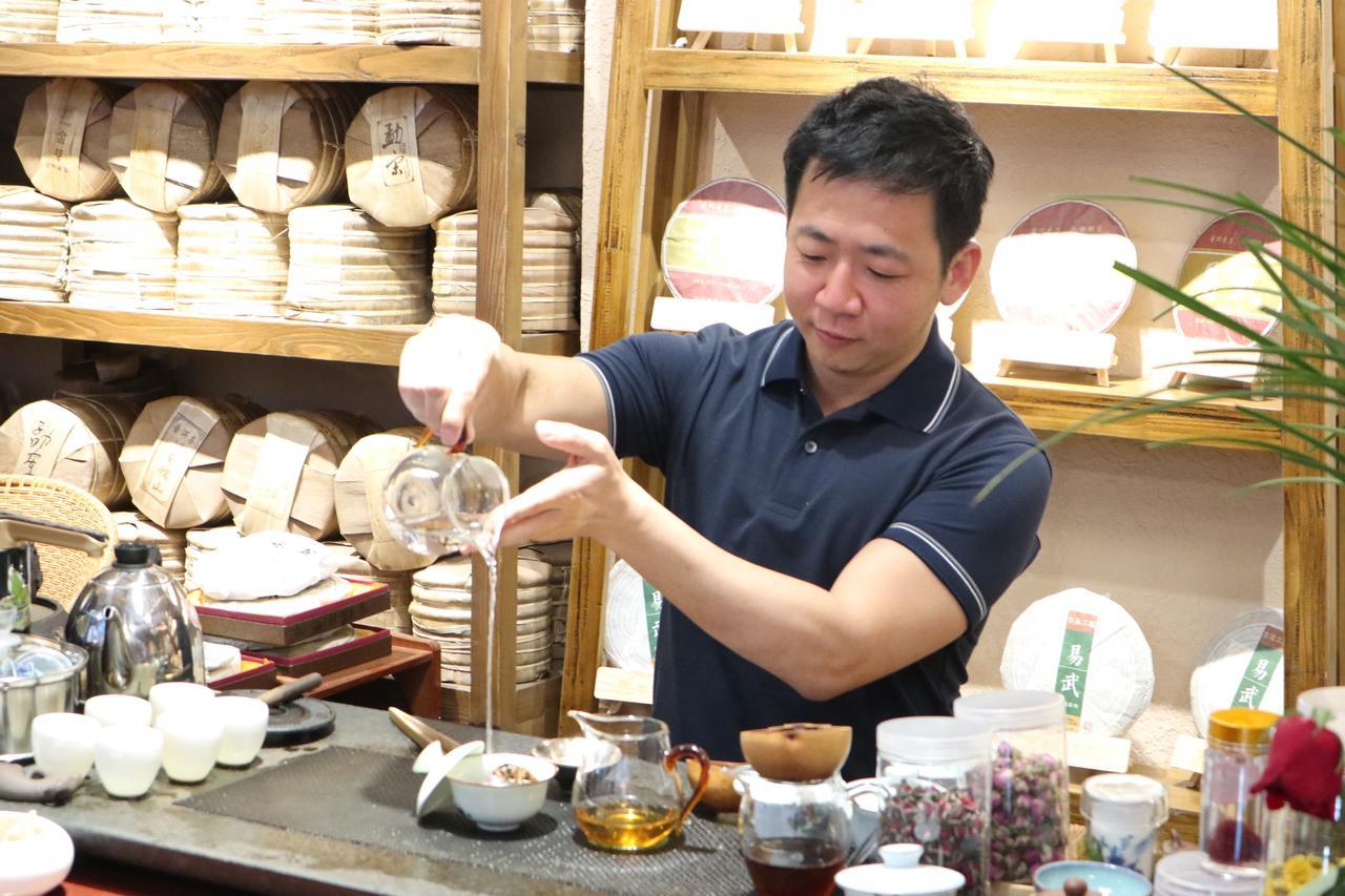 He Mu Ju Inn Zhongyi Branch 麗江市 エクステリア 写真