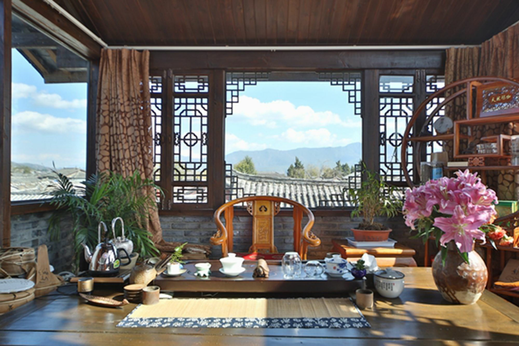 He Mu Ju Inn Zhongyi Branch 麗江市 エクステリア 写真