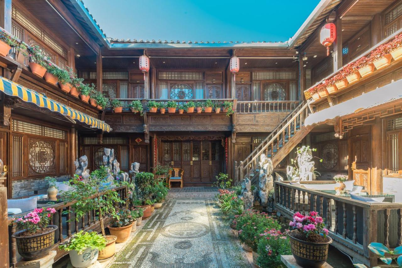 He Mu Ju Inn Zhongyi Branch 麗江市 エクステリア 写真